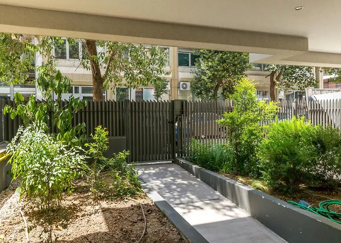 Cubes Living Athens Goudi