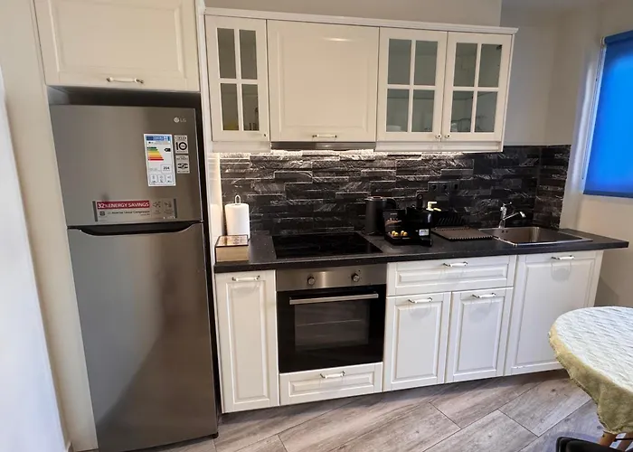 Connect Studios & Apartments